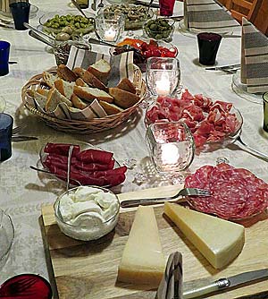 Antipasto-pöytä