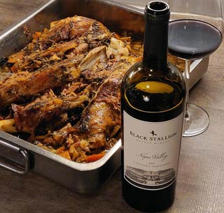 Black Stallion Cabernet Sauvignon ja lammasta