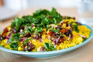 Couscous-salaatti