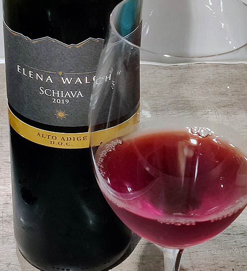 Elena Walch Schiava, pullo ja lasi