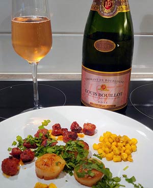 Louis Bouillot Crémant, kampasimpukoita ja chorizoa
