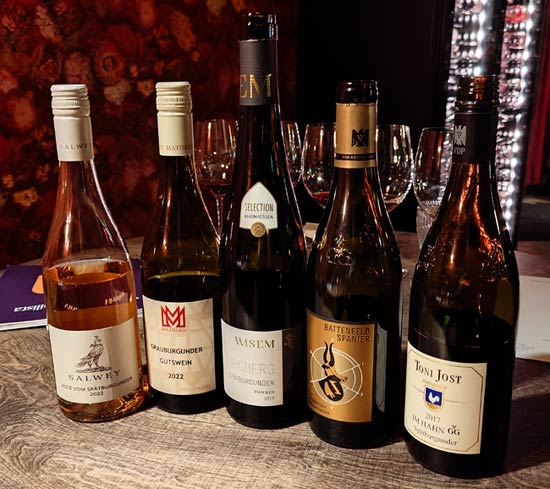 Vinnin Pinot Noir -tastingin viinit