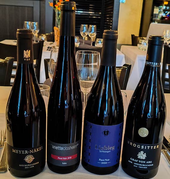 LiVin Pinot Noir -viinien tarjonta.