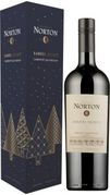 [kuva: Norton Barrel Select Cabernet Sauvignon 2015 lahjapakkaus]