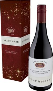 [kuva: Benchmark Cabernet Sauvignon 2016 lahjapakkaus(&copy; Alko)]