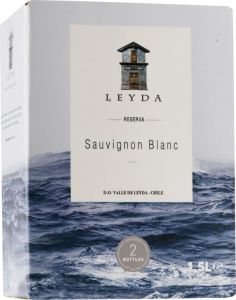 [kuva: Leyda Reserva Sauvignon Blanc 2019 hanapakkaus(&copy; Alko)]