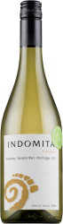 [kuva: Indómita Chardonnay Sauvignon Blanc Pinot Grigio 2013(&copy; Alko)]