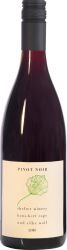 [kuva: Shelter Pinot Noir 2018]