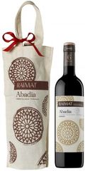 [kuva: Raimat Abadia Cabernet Sauvignon Tempranillo Crianza 2014 lahjapakkaus]