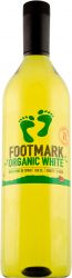 [kuva: Footmark Organic White 2024 muovipullo]