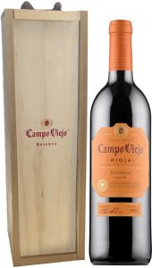 [kuva: Campo Viejo Reserva 2014 lahjapakkaus(&copy; Alko)]