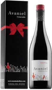 [kuva: Avaniel Tempranillo 2015 lahjapakkaus(&copy; Alko)]