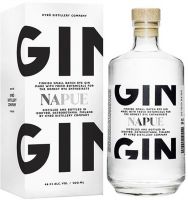 [kuva: Kyrö Napue Gin lahjapakkaus]