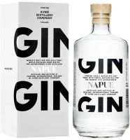 [kuva: Kyrö Napue Gin lahjapakkaus]