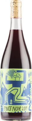 [kuva: Noita Pinot Noir 2021(&copy; Alko)]