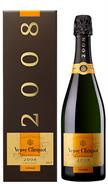 [kuva: Veuve Clicquot Vintage Champagne Brut 2008(&copy; Alko)]