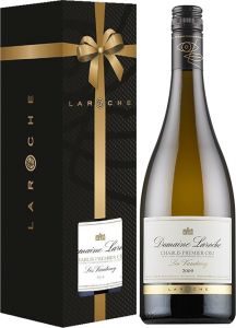 [kuva: Domaine Laroche Chablis 1er Cru Les Vaudevey 2015 lahjapakkaus(&copy; Alko)]