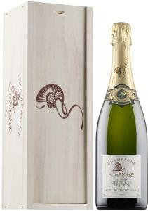 [kuva: De Sousa Grand Cru Blanc de Blancs Champagne Brut 2012 lahjapakkaus(&copy; Alko)]