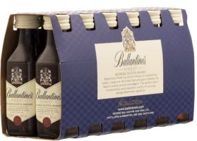 [kuva: Ballantine's Finest 12-pack muovipullo]