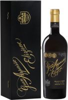[kuva: Gran Appasso Edizione Old Vines Primitivo 2016 lahjapakkaus]
