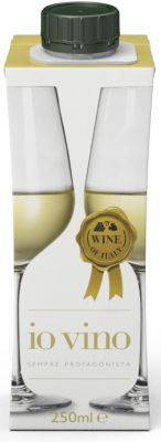 [kuva: Io Vino Pinot Grigio kartonkitölkki(&copy; Alko)]