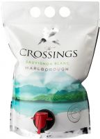 [kuva: The Crossings Sauvignon Blanc 2020 viinipussi]