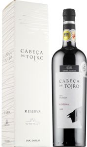 [kuva: Cabeça de Toiro Reserva 2012 lahjapakkaus(&copy; Alko)]