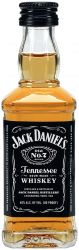 [kuva: Jack Daniel's Old No. 7 muovipullo]