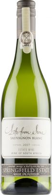[kuva: Springfield Estate Life from Stone Sauvignon Blanc 2018(&copy; Alko)]